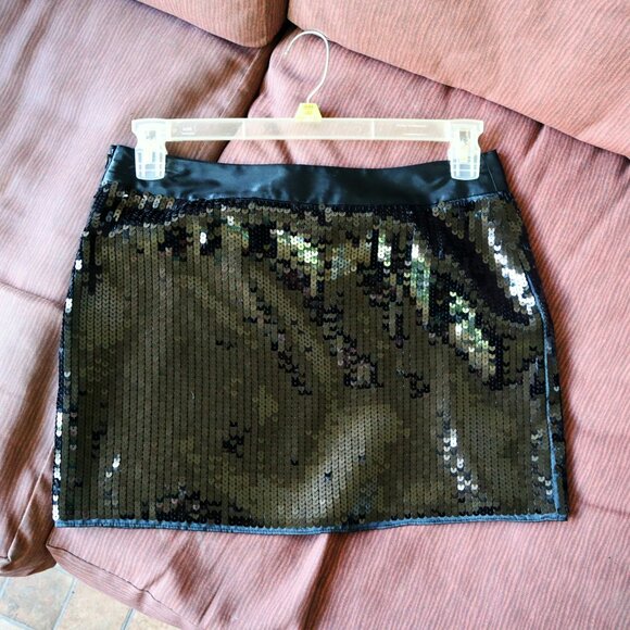 Express Dresses & Skirts - NWOT/ Express Design Studio/ sequined mini skirt size 6